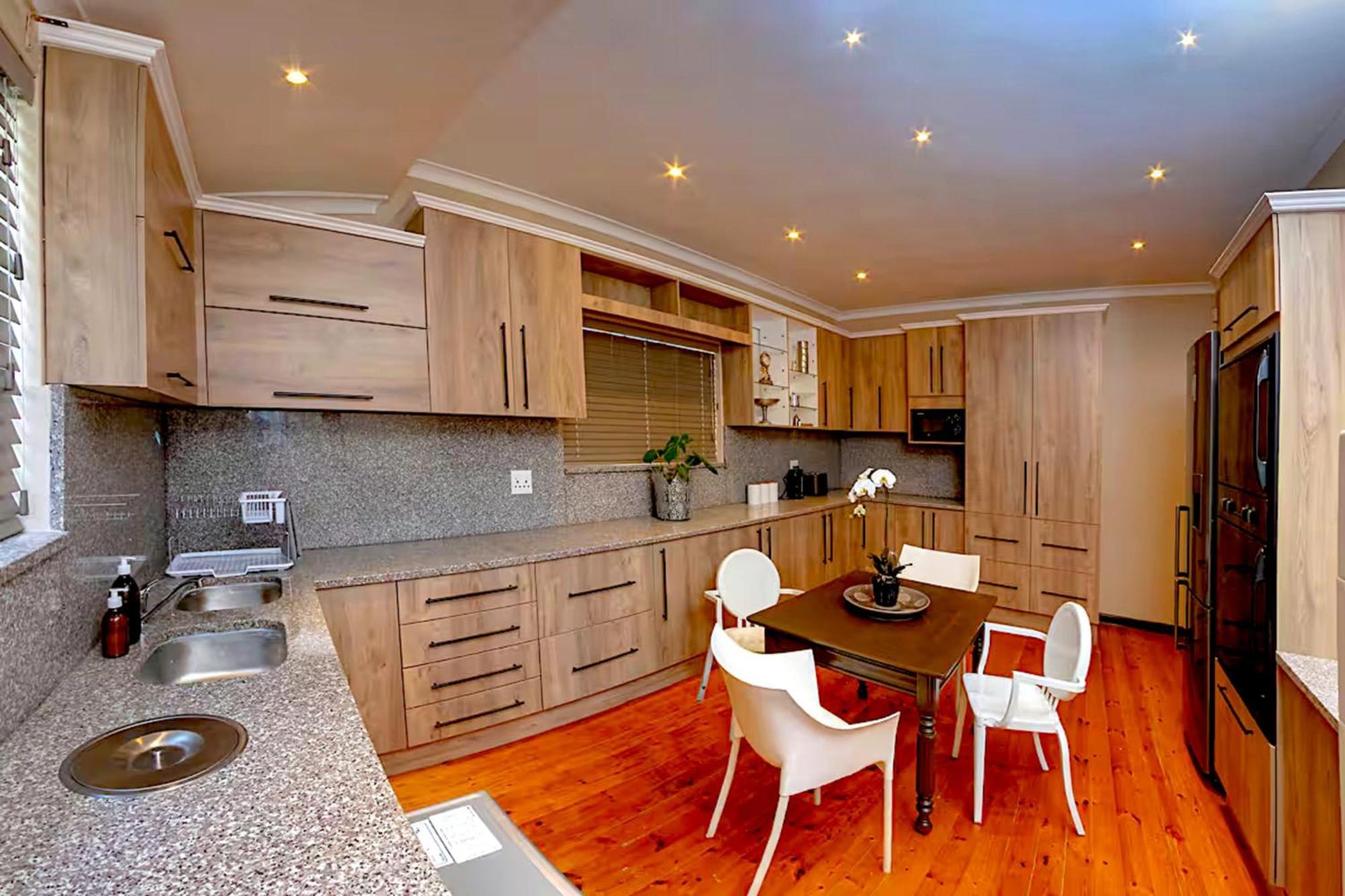 Munro Suites Port Elizabeth Eksteriør bilde