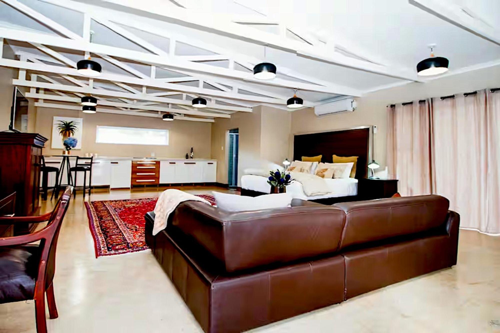 Munro Suites Port Elizabeth Eksteriør bilde